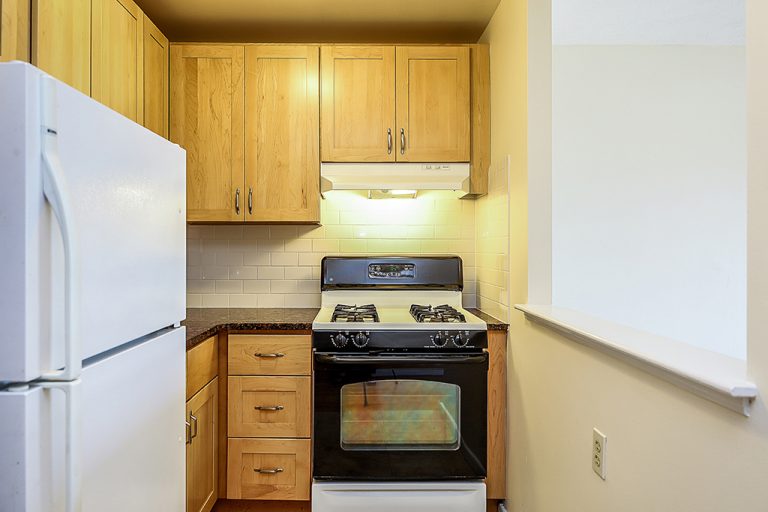 Photograph of Kitchen at 353 Sea Street, Unit 25, Quincy MA